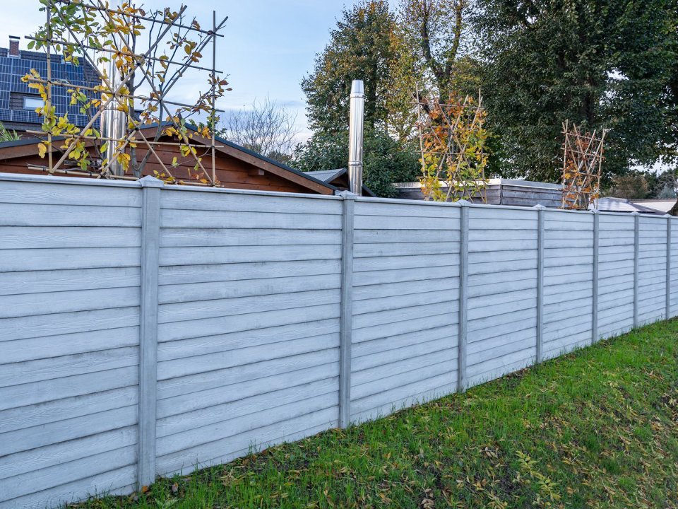 Berton©-motiefplaat smal wit/grijs H26 x D3,5 x L184 cm rabat-houtmotief
