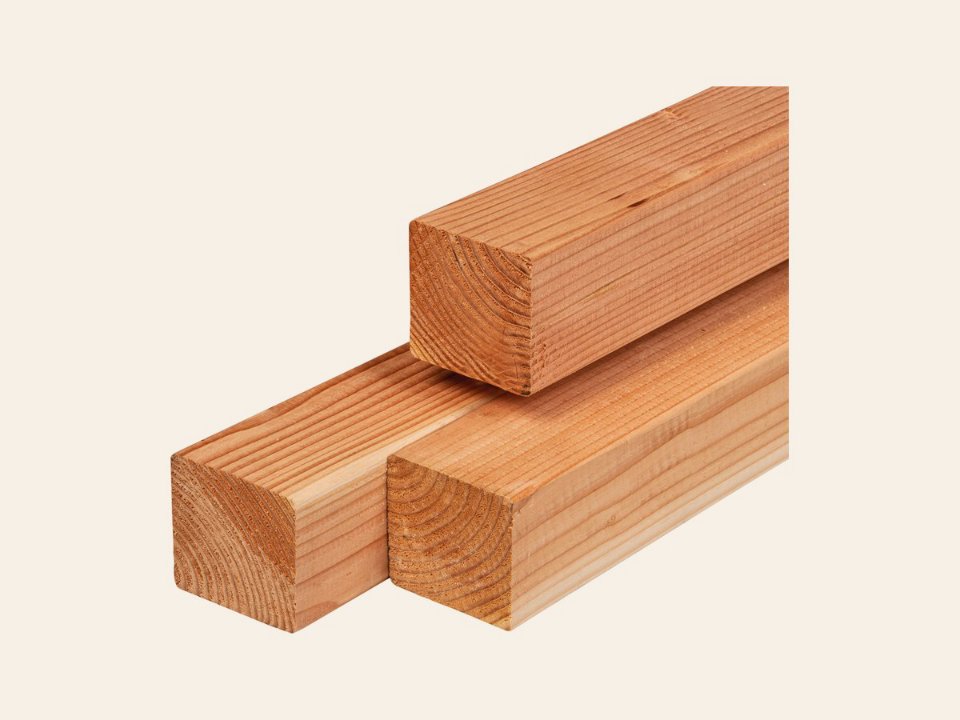 Douglas paal 8,5 × 8,5 × 300 cm, gedroogd, geschaafd, 4 ronde hoeken