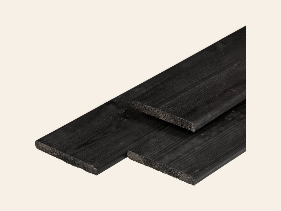 ME vuren plank 1,6 × 14,0 × 180 cm, gedroogd, zwart gespoten, geschaafd, 4 ronde hoeken