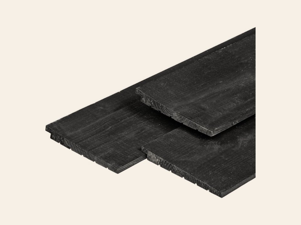 ME vuren zweeds rabat 1,1/2,2 × 19,5 × 500 cm, gedroogd, zwart geïmpregneerd, 3 zijden geschaafd, 1 zijde fijnbezaagd, scherpkantig, 1 zijde 2 groeven