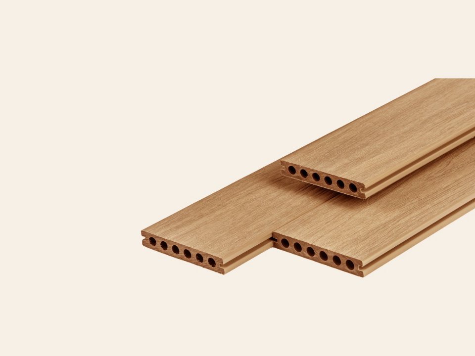 PuraShield composiet vlonderplank 2,3 × 13,8 × 500 cm, cedar, semi-massief, fijne houtnerf, clip systeem