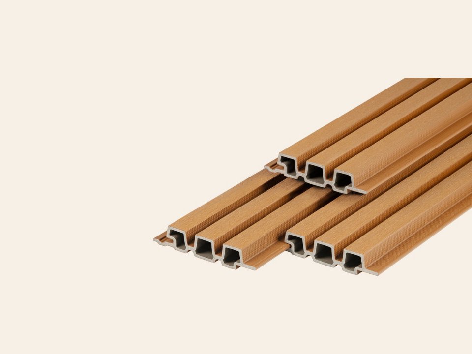 PuraTech 30 Composiet gevelbekleding triple profiel 3,3 × 17 × 390 cm, cedar, brandklasse E