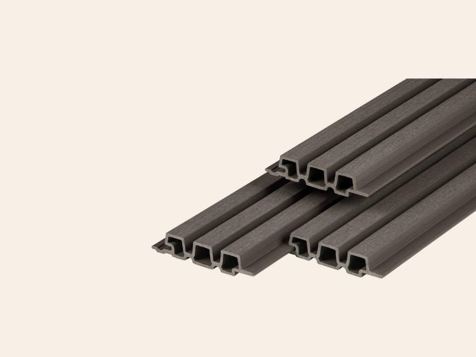 PuraTech 30 Composiet gevelbekleding triple profiel 3,3 × 17 × 390 cm, dark grey, brandklasse E