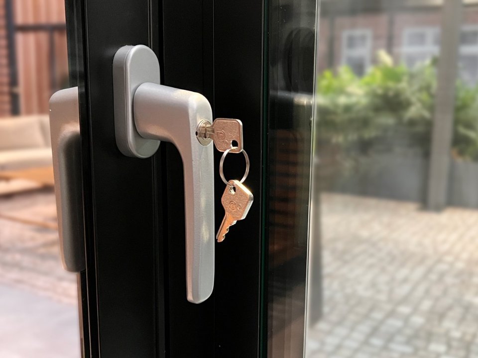 Zijsluiting set zwart