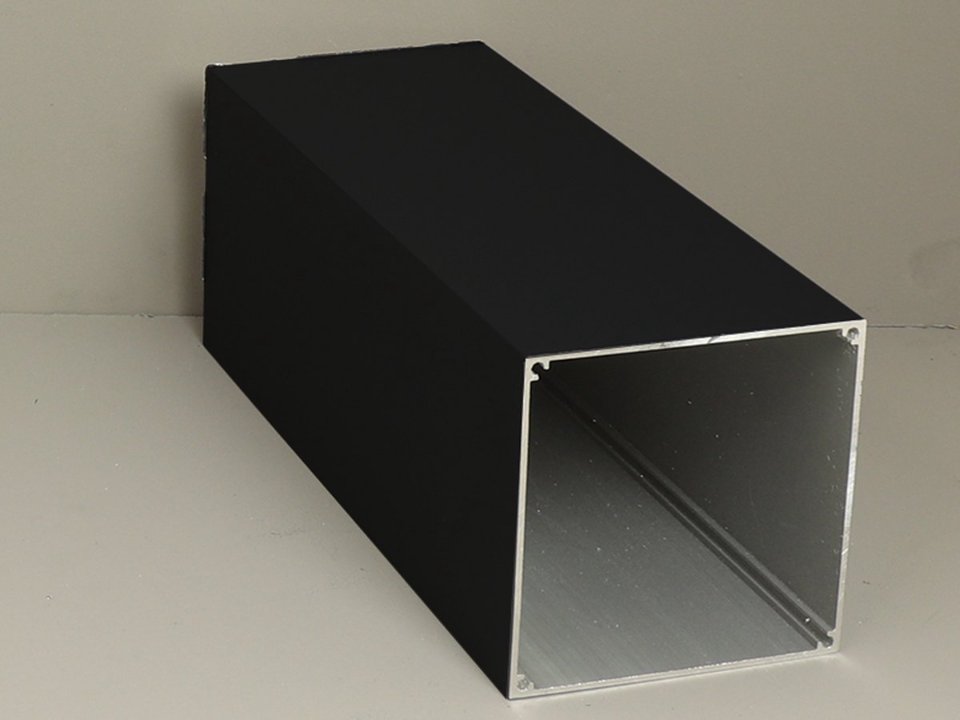 Alu.fundatiekoker 11.0 × 11.0 × 600cm zwart