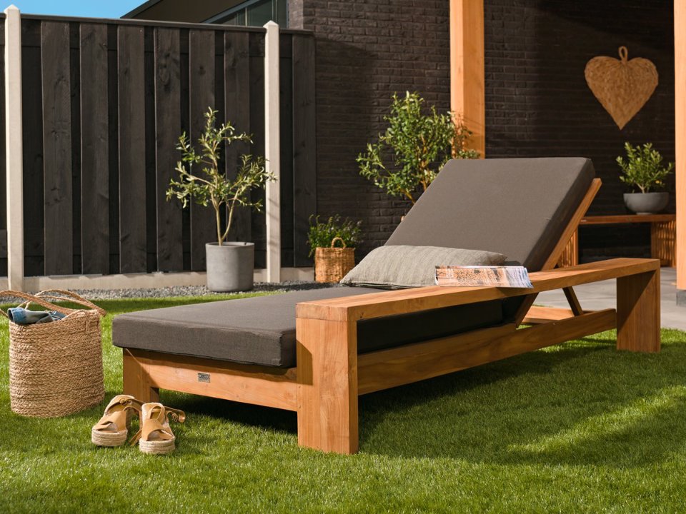 Teak sunlounger Danau