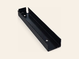 U profiel tbv betonpalen zwart